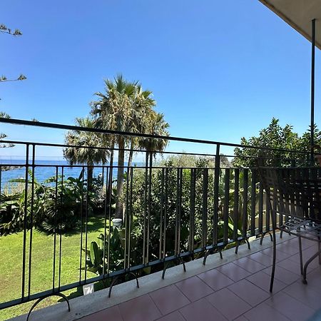 Hotel Baia Delle Sirene Таорміна Екстер'єр фото