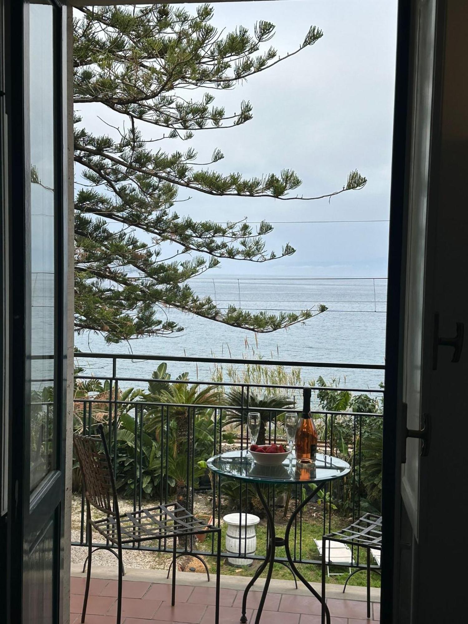 Hotel Baia Delle Sirene Таорміна Екстер'єр фото