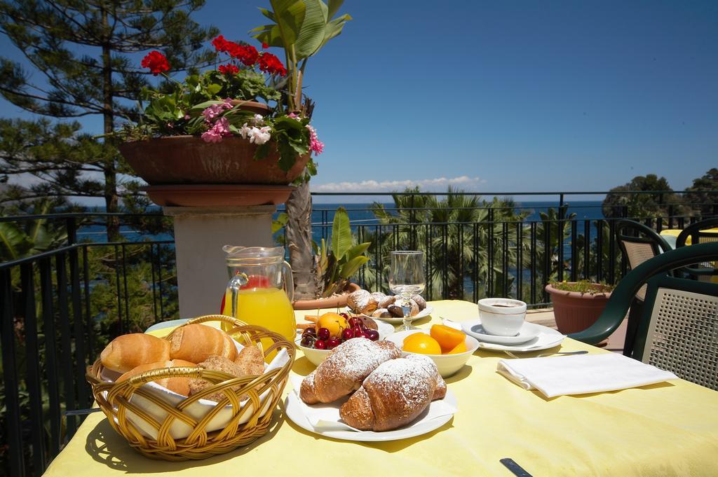 Hotel Baia Delle Sirene Таорміна Екстер'єр фото
